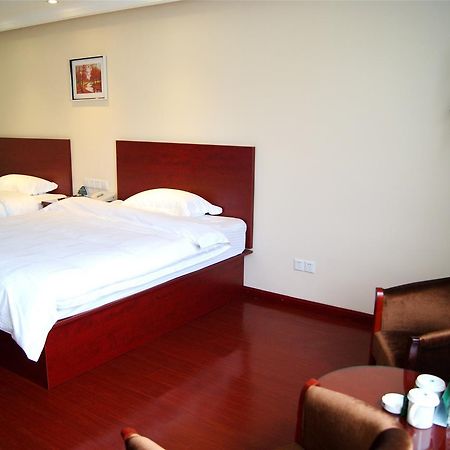Greentree Inn Jiangsu Zhenjiang Dingmao Industrial Park Wode Square Express Hotel Esterno foto
