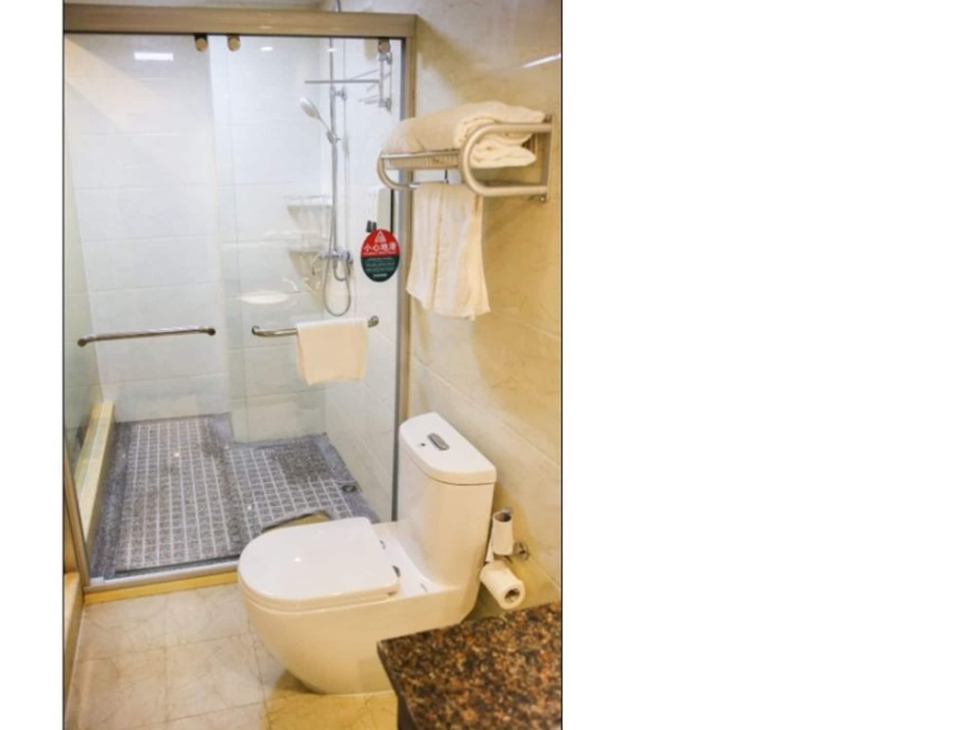 Greentree Inn Jiangsu Zhenjiang Dingmao Industrial Park Wode Square Express Hotel Esterno foto