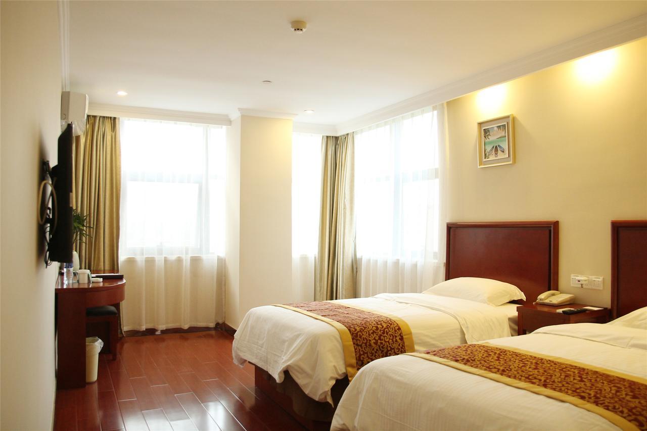Greentree Inn Jiangsu Zhenjiang Dingmao Industrial Park Wode Square Express Hotel Esterno foto